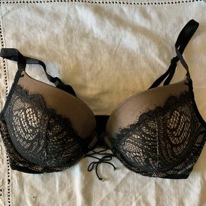 Black Lace VS Push-up